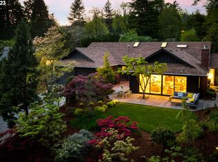 3707 SW Lyle Ct, Portland, OR 97221