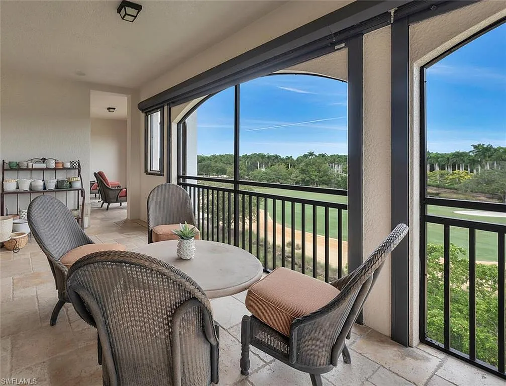 3 bed, 3.5 bath, 2950 sqft, $26,000 — Photo 4