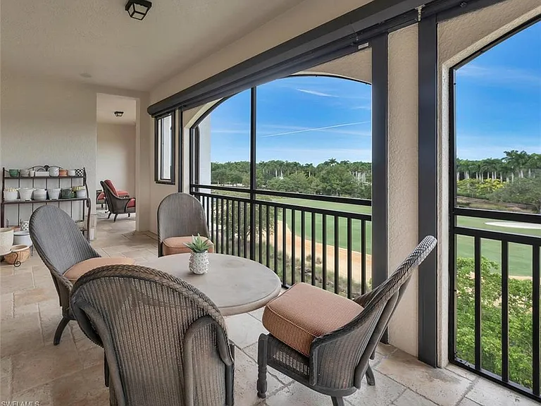 2543 Marquesa Royale Ln #Penthouse 301 — Photo 4