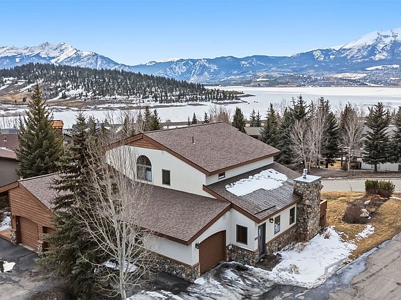 2nd image of 454 Ensign Drive UNIT B