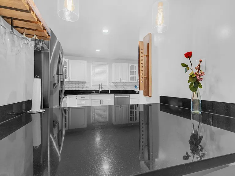 7113 Latour Ct — Photo 6