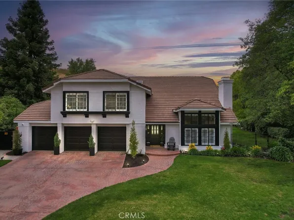29615 Kimberly Dr, Agoura Hills, CA 91301