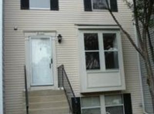 9102 Tiffany Park Ct, Springfield, VA 22152