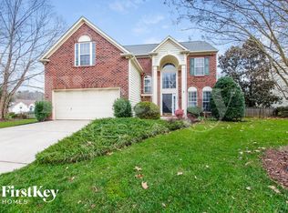 924 Clearbrook Rd, Matthews, NC 28105