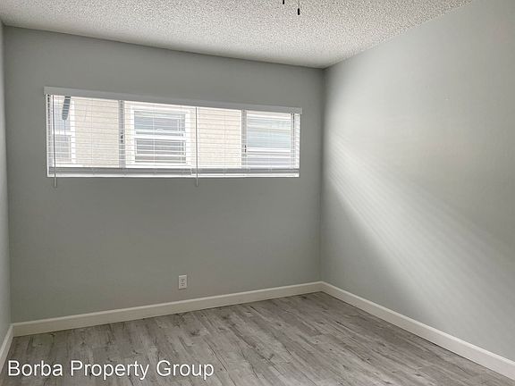 5th image of 273 Bonito Ave #5