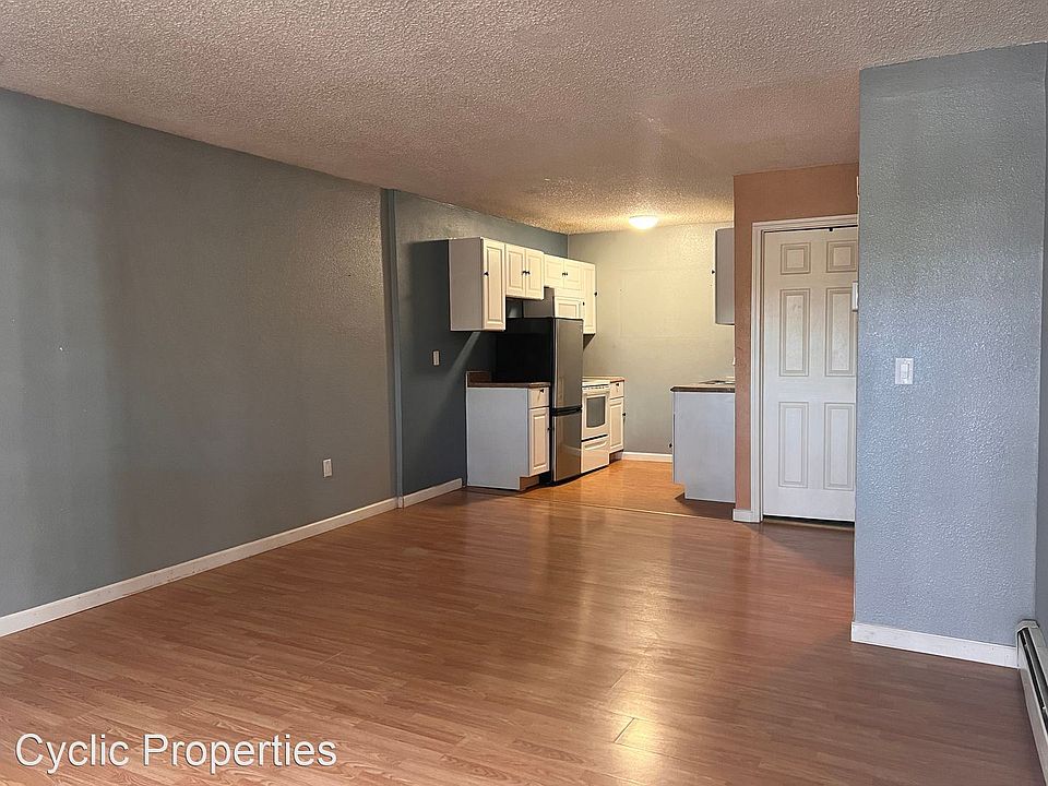 2nd image of 1010 Cushman St #301