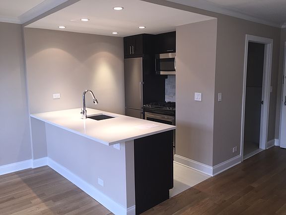 2nd image of 40 Harrison St APT 34E