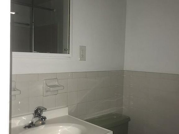 5th image of 8260 Leon St Floor 1