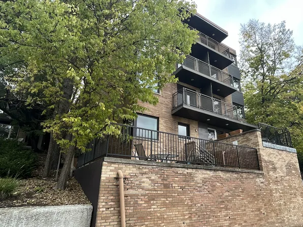4430 W Lake Harriet Pkwy APT 204, Minneapolis, MN 55410