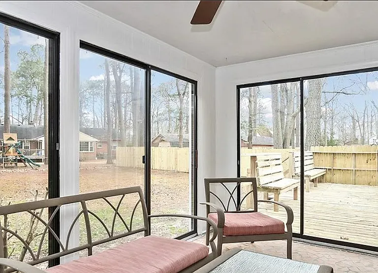 205 Woodford Dr — Photo 21