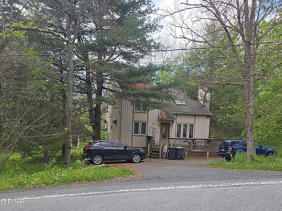 3rd image of 835 Hidden Lake Dr