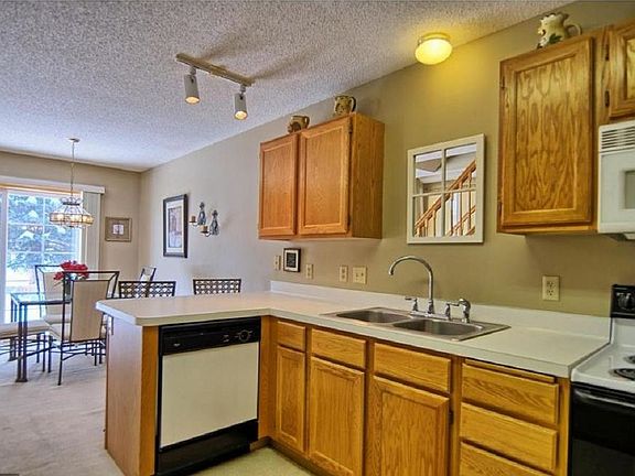 3rd image of 15349 Greenhaven Ln APT 101