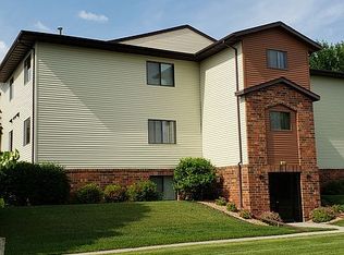 1515 E Melgaard Rd APT 301, Aberdeen, SD 57401