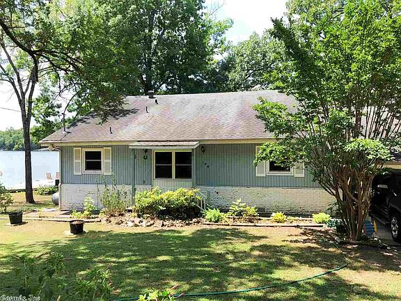 3rd image of 198 E Lakeshore Dr