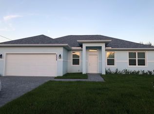 2009 SE Buttonwood Dr, Port Saint Lucie, FL 34953