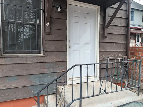 509 Broadway Ave Photo 1