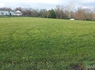 8 South Trl, Saint Peters, MO 63376