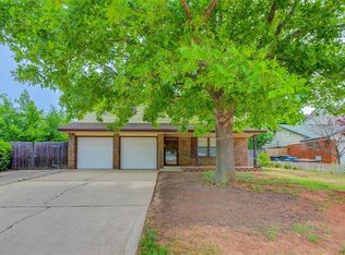 2923 Woodview Dr, Norman, OK 73071