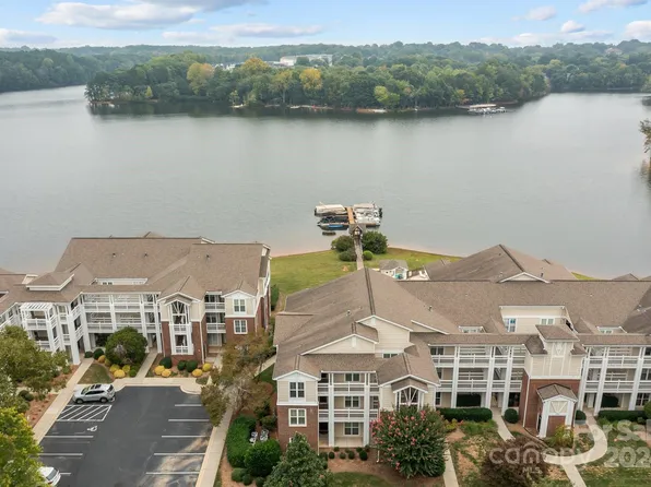 930 Jetton St Unit 20, Davidson, NC 28036