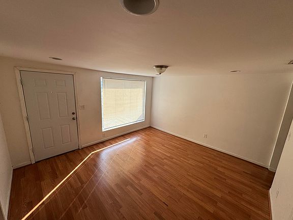 3rd image of 5645 Papaya Road