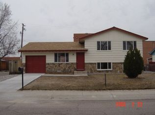 521 Norman Dr, Colorado Springs, CO 80911