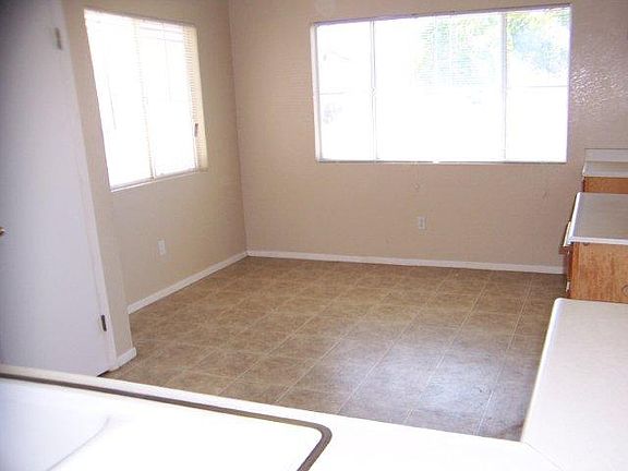 3rd image of 1831 William Moss Blvd