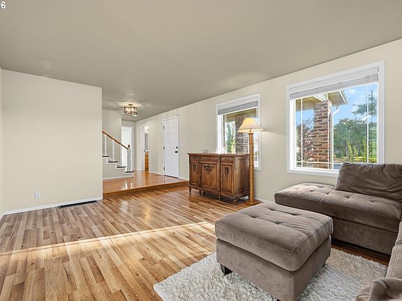 5th image of 2536 15th St