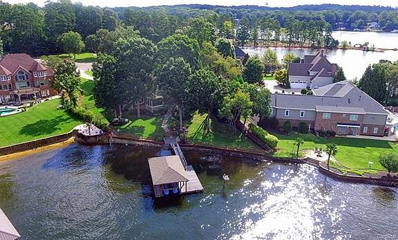 3rd image of 164 High Hills Dr