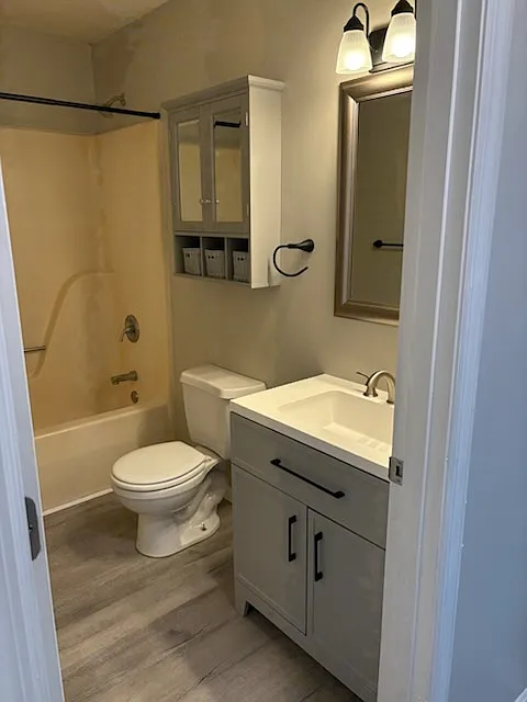 2 bed, 700 sqft, $725 — Photo 3