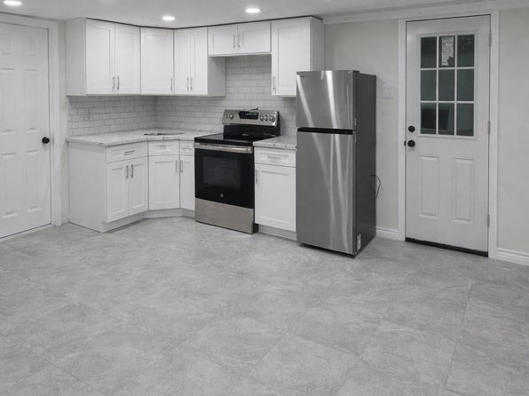 (undisclosed Address)