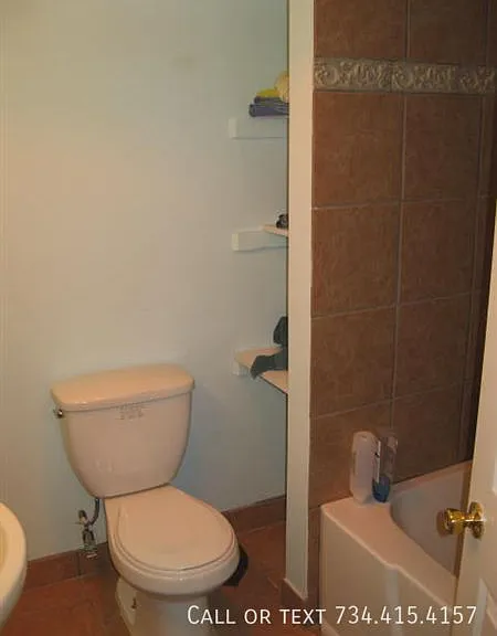 504 Benjamin St #504 — Photo 14