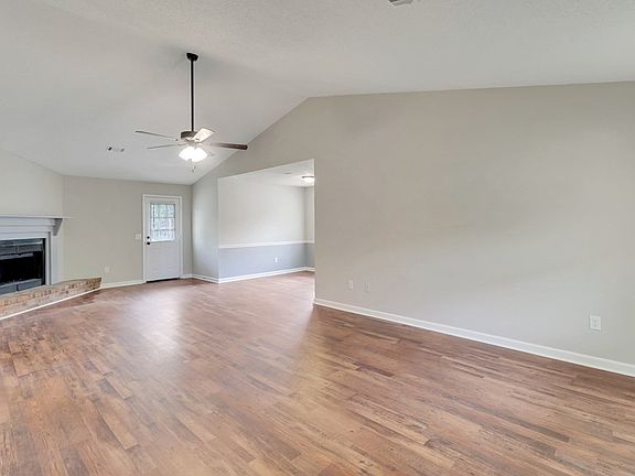 2nd image of 734 Kadi Ln