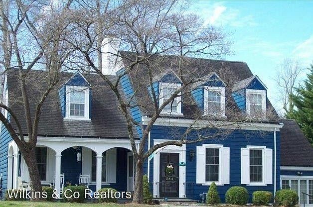 1st image of 284 Linden Dr