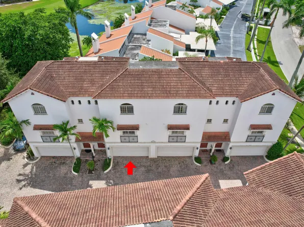 1950 Presidential Way #10, West Palm Beach, FL 33401