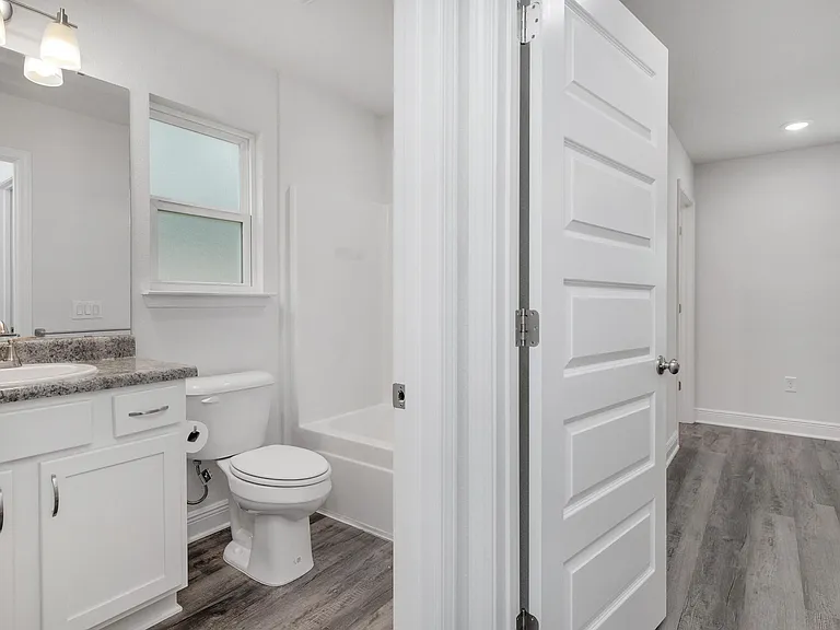 8154 Lawton St #B — Photo 4