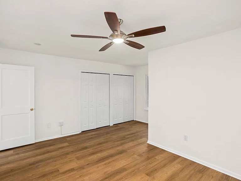 205 Chichester Pl #16 — Photo 28
