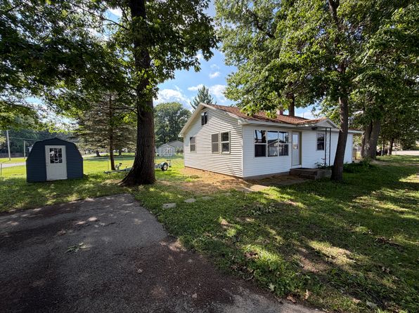 872 Clifford Lake Dr