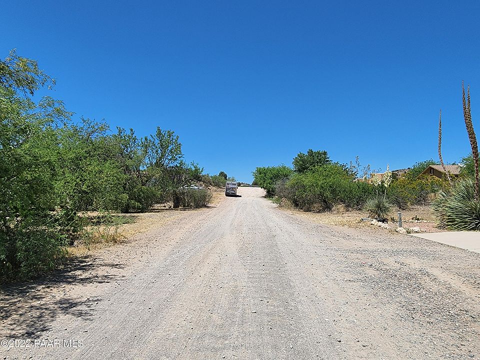 2nd image of 5705 N Vicki Ln