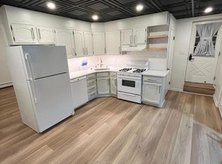 412 Conarroe St #1, Philadelphia, PA 19128