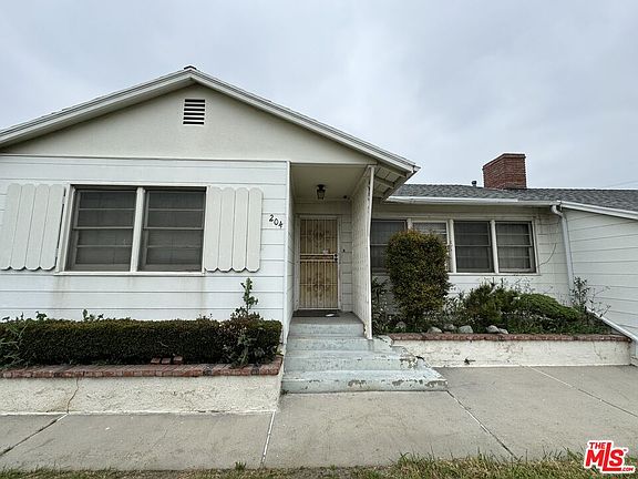 3rd image of 204 E Avenida De La Merced