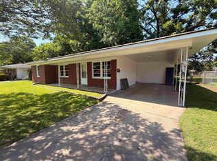 1801 Belmoor Dr, Pine Bluff, AR 71601