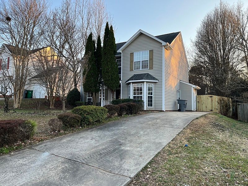 8411 Blue Aster Ln, Charlotte, NC 28269 | Zillow