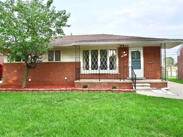 2459 Medford St, Trenton, MI 48183
