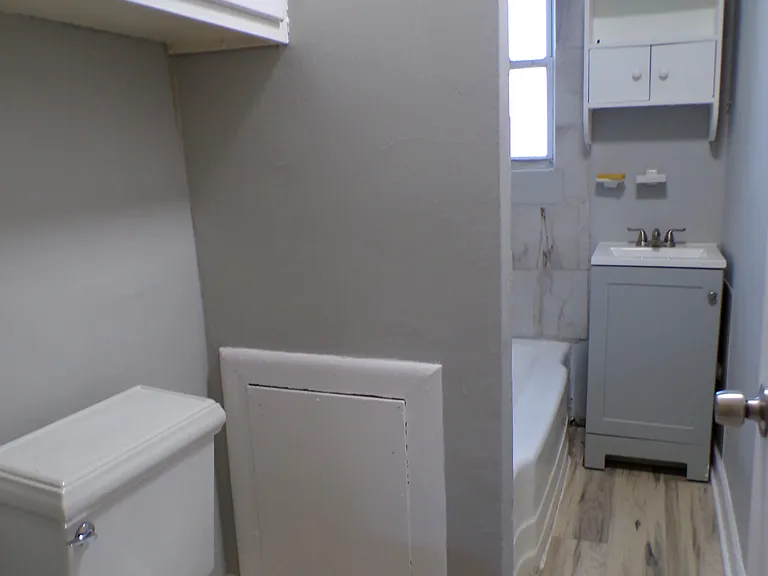 152 Collingwood Ave #152 — Photo 11