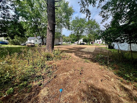 4th image of 312 W 12th Avenue