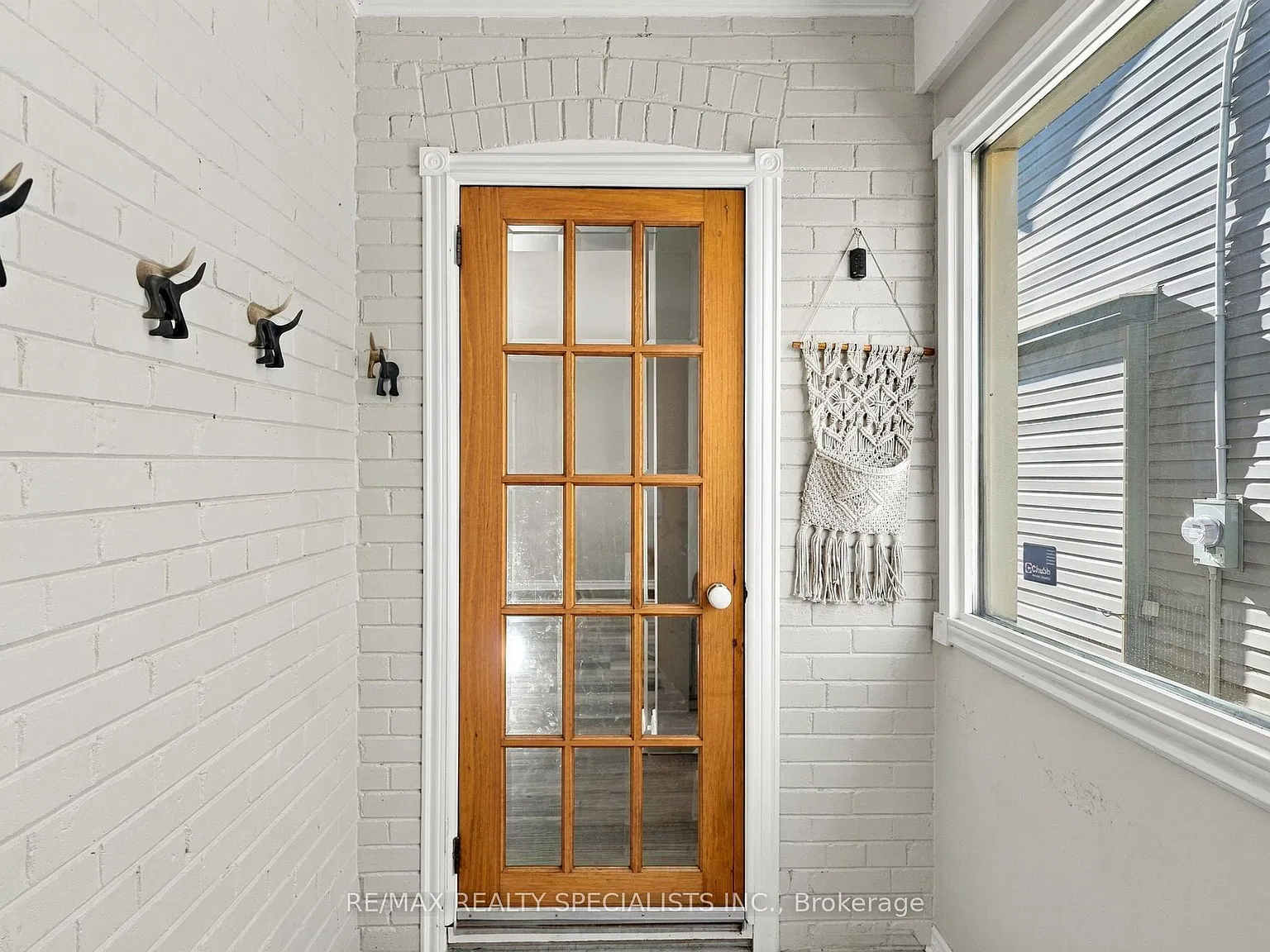 2 bed, $3,000 — Photo 4