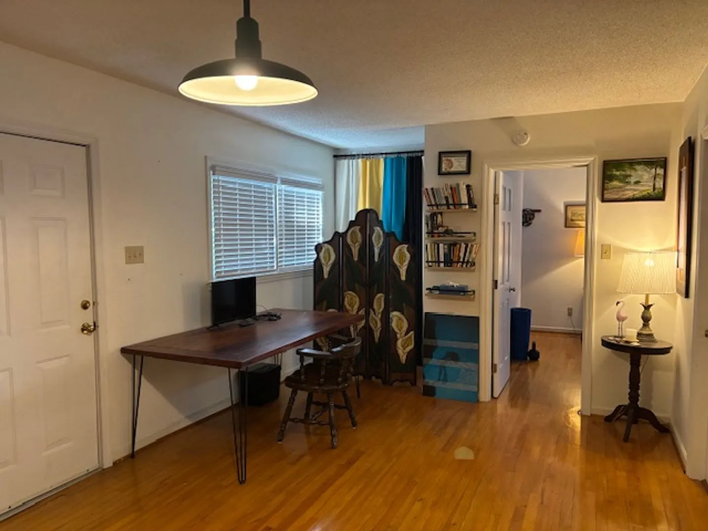 Fully furnished 1 bedroom 1 bath garage apartment — Photo 3