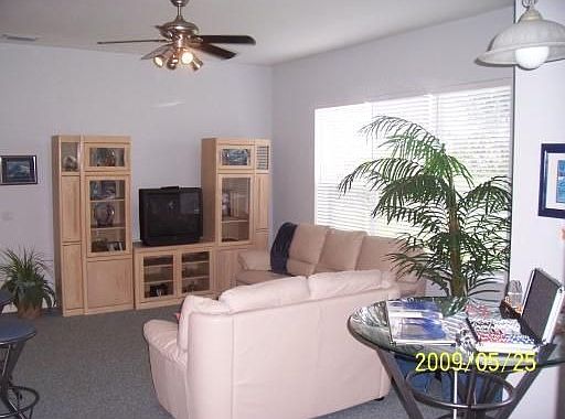 3rd image of 422 NW Canterbury Ct