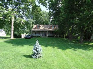 3826 Saint Anthony Rd, Temperance, MI 48182