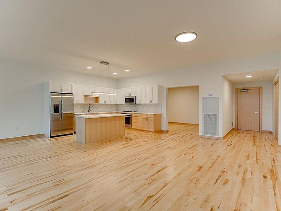 4th image of 1240 S 2nd St Unit 426